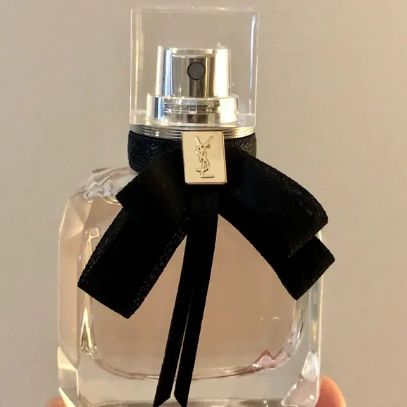 *LIKE NEW* YSL Mon Paris Eau de Parfum Spray Perfume [1 ounce bottle] - Picture 3 of 8